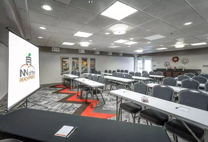 Inn At The Peachtrees, Ascend Hotel Collection