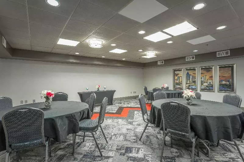 Inn At The Peachtrees, Ascend Hotel Collection