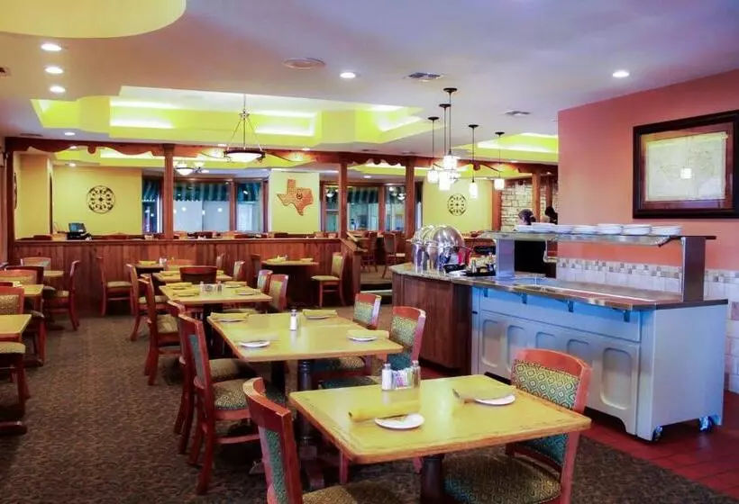 Inn Of The Hills Hotel And Conference Center