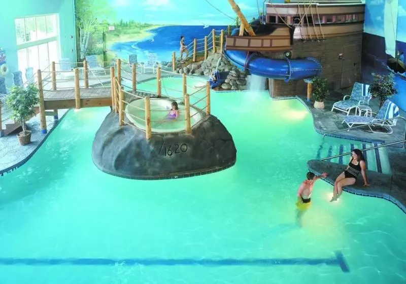 فندق John Carver Inn & Spa