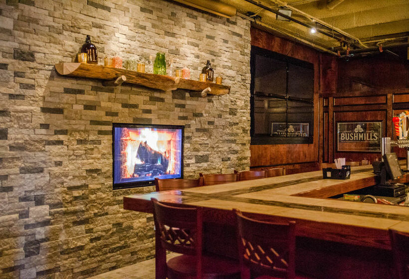 فندق Park Inn Harrisburg West