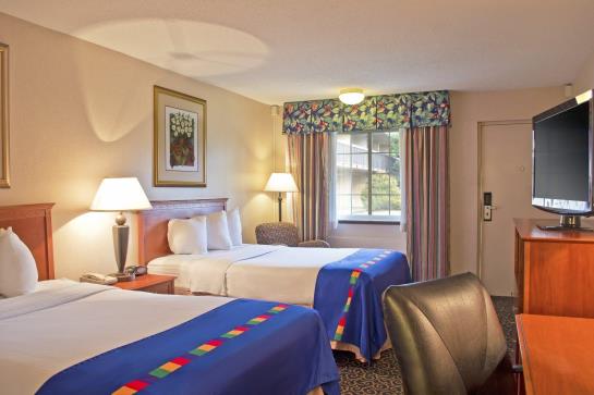 فندق Park Inn Harrisburg West