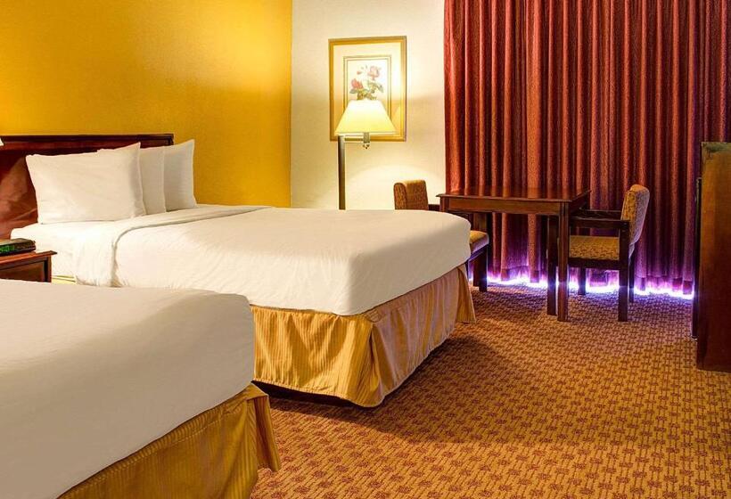 فندق Quality Inn North