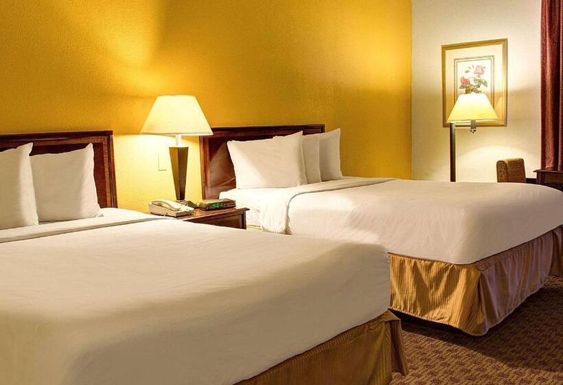 فندق Quality Inn North