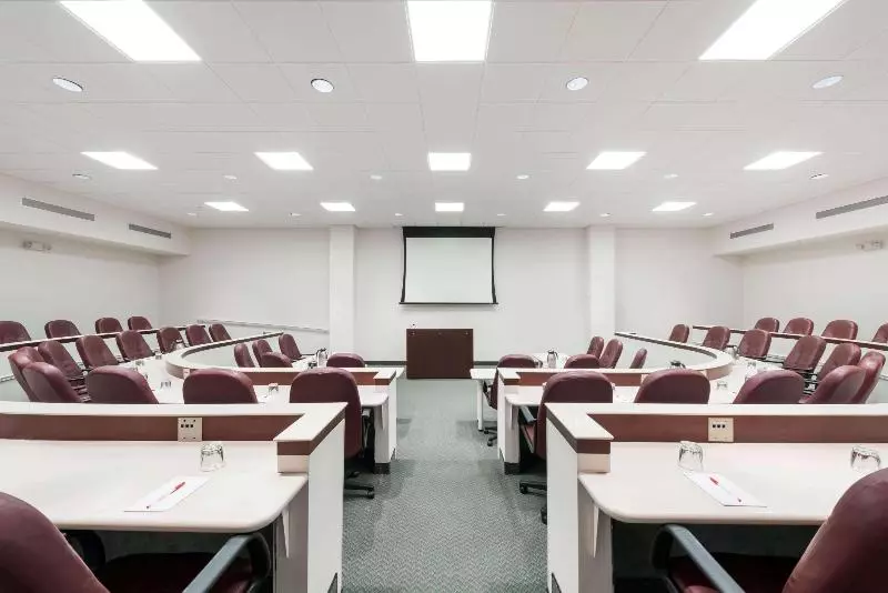 Ramada By Wyndham State College Hotel & Conference Center