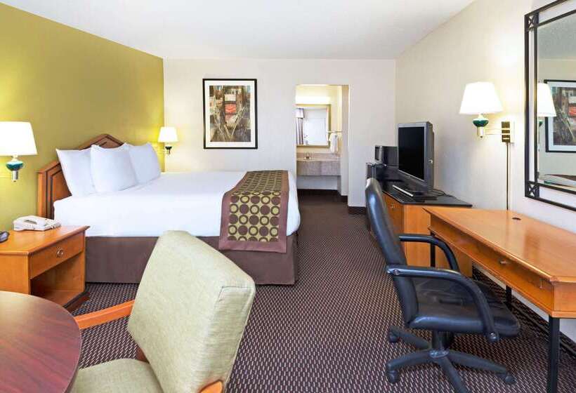 בית מלון כפרי Ramada By Wyndham Pikesville/baltimore North