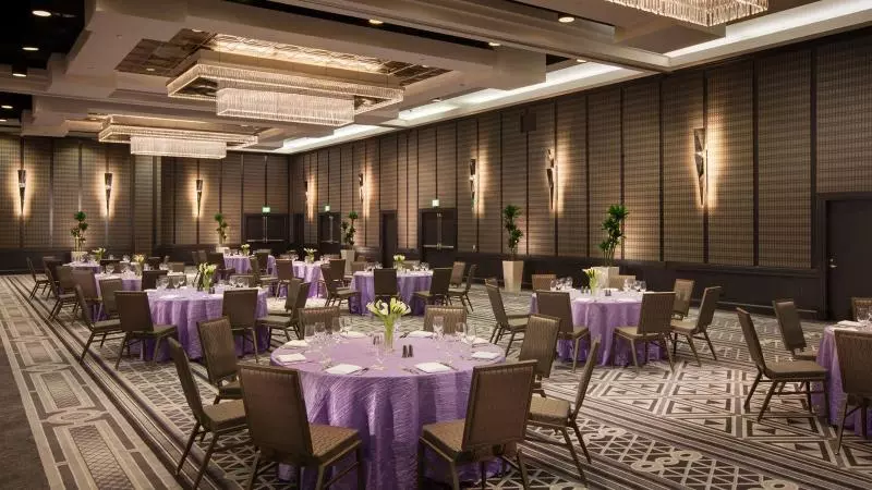 هتل Sheraton Grand Los Angeles