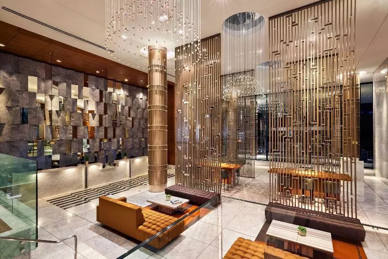 هتل Sheraton Grand Los Angeles