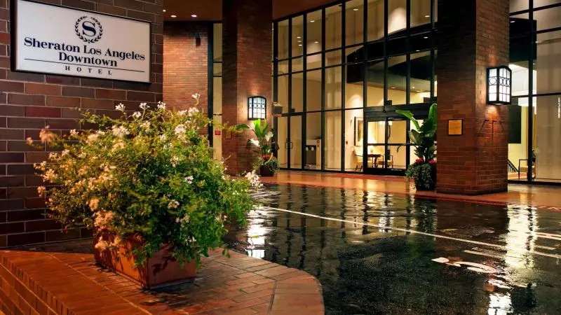 هتل Sheraton Grand Los Angeles