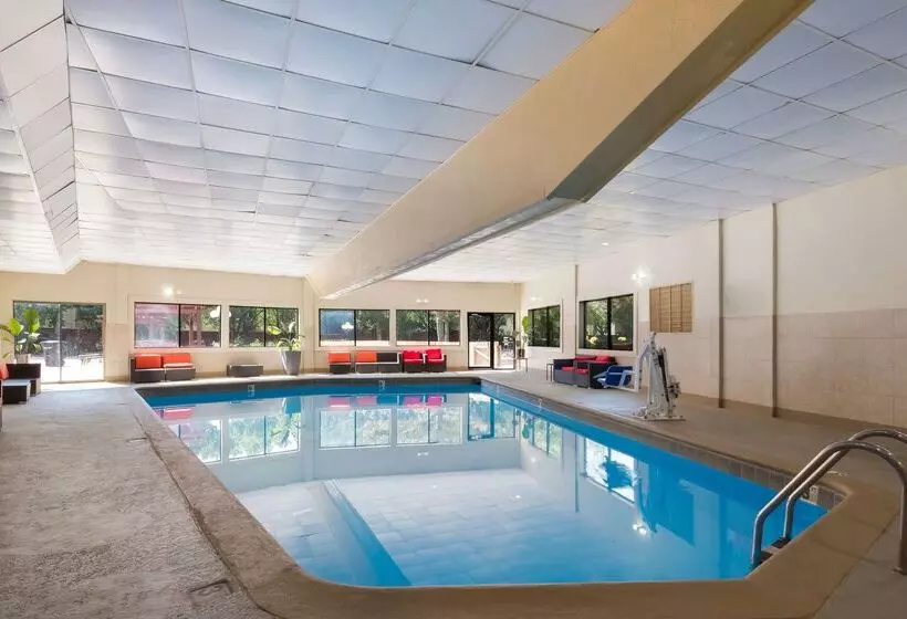 Surestay Plus Hotel By Best Western Lawton