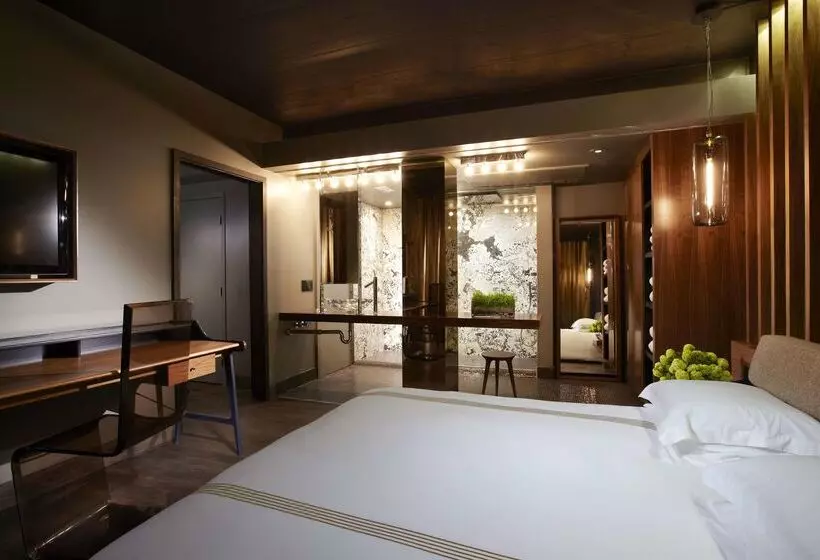 בית מלון כפרי The Hollywood Roosevelt