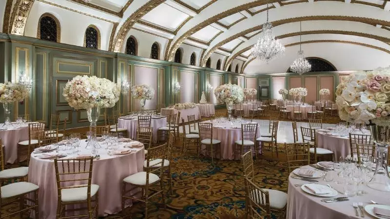 בית מלון כפרי The Langham Huntington, Pasadena