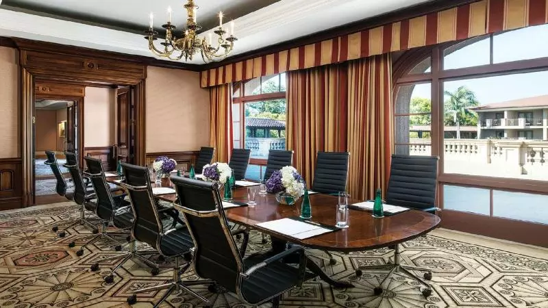 בית מלון כפרי The Langham Huntington, Pasadena