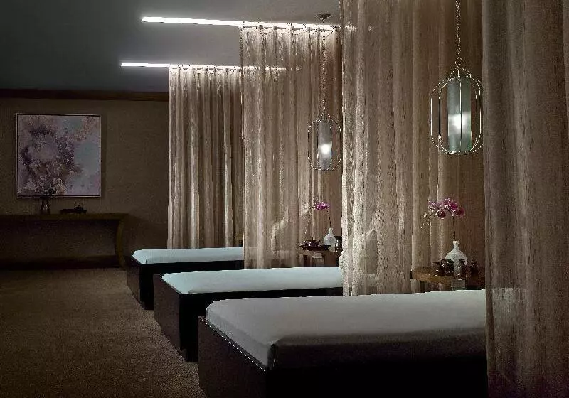 בית מלון כפרי The Langham Huntington, Pasadena