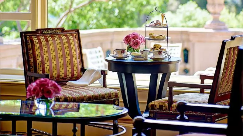 בית מלון כפרי The Langham Huntington, Pasadena