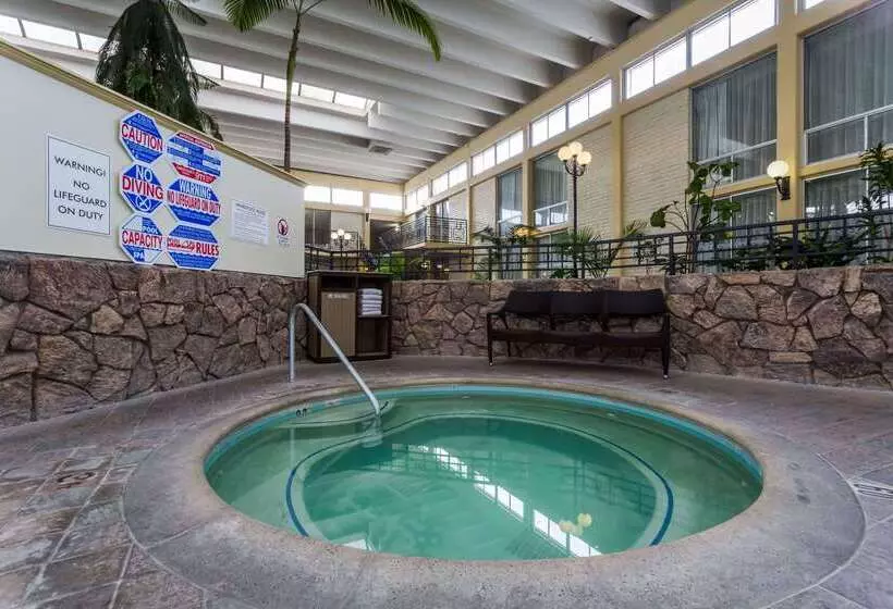 酒店 Wyndham Garden Fresno Yosemite Airport