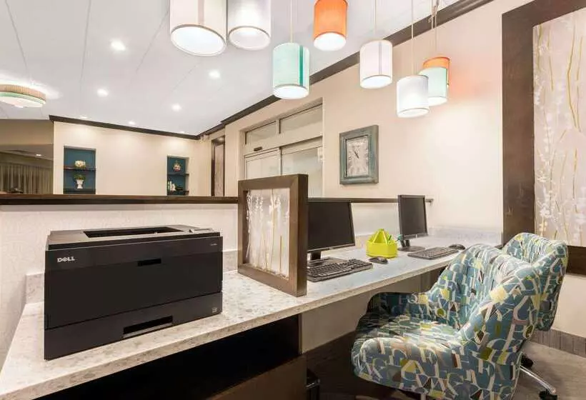 فندق Wyndham Garden Summerville