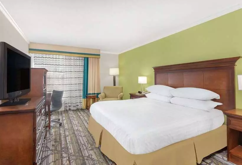 فندق Wyndham Garden Summerville