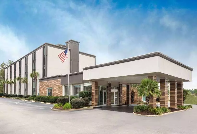 فندق Wyndham Garden Summerville