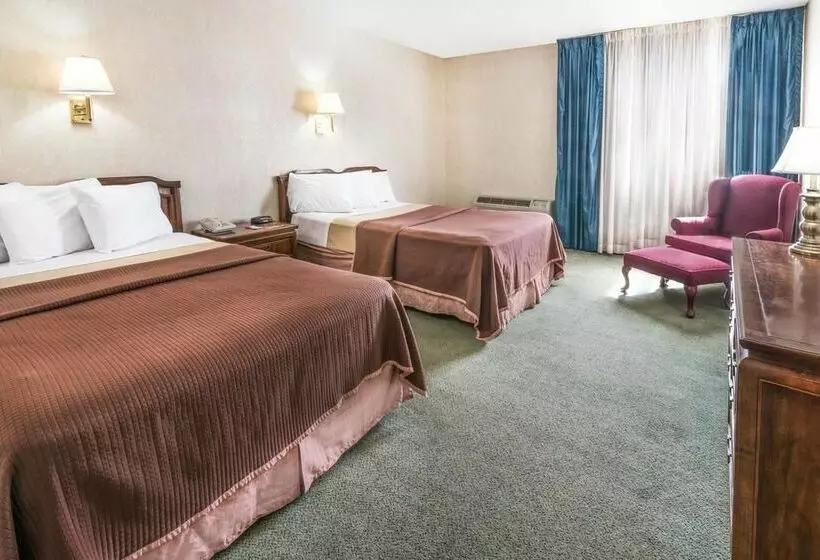 Howard Johnson Hotel