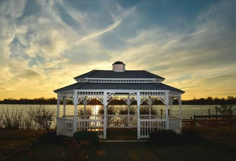 Radisson Hotel Niagara Fallsgrand Island