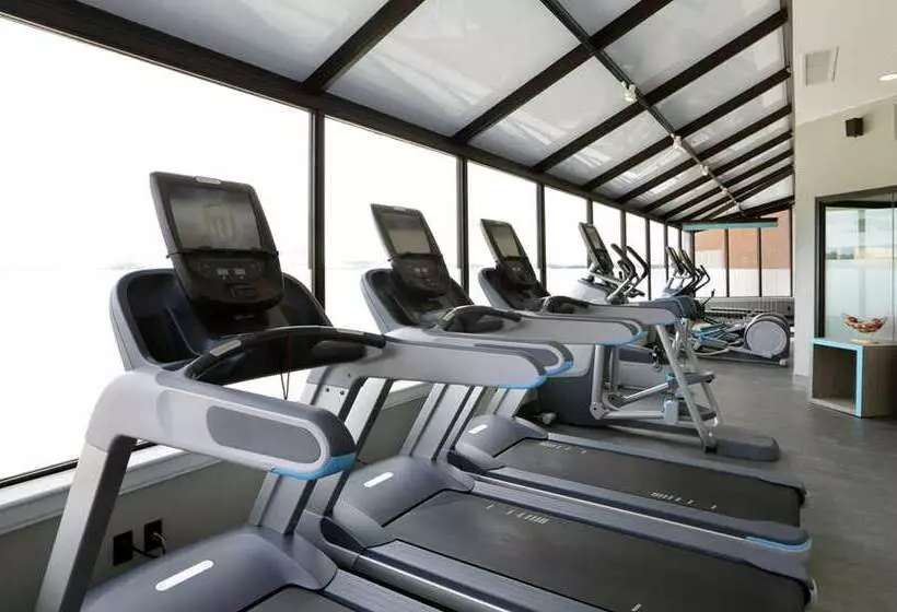 The Verve Hotel Boston Natick, Tapestry Collection By Hilton