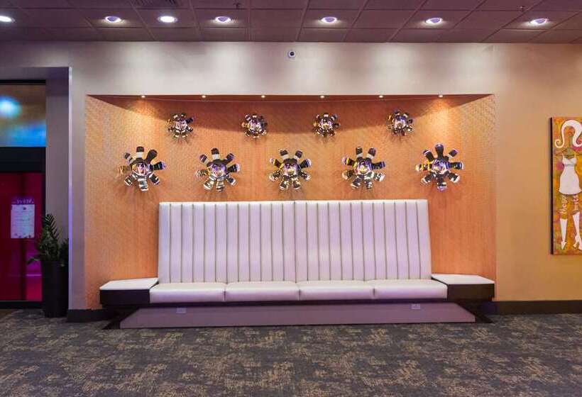 The Verve Hotel Boston Natick, Tapestry Collection By Hilton