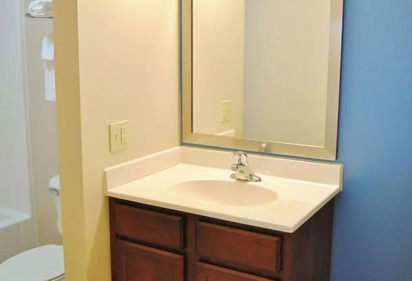 בית מלון כפרי Americas Best Value Inn Saint Clairsville/wheeling