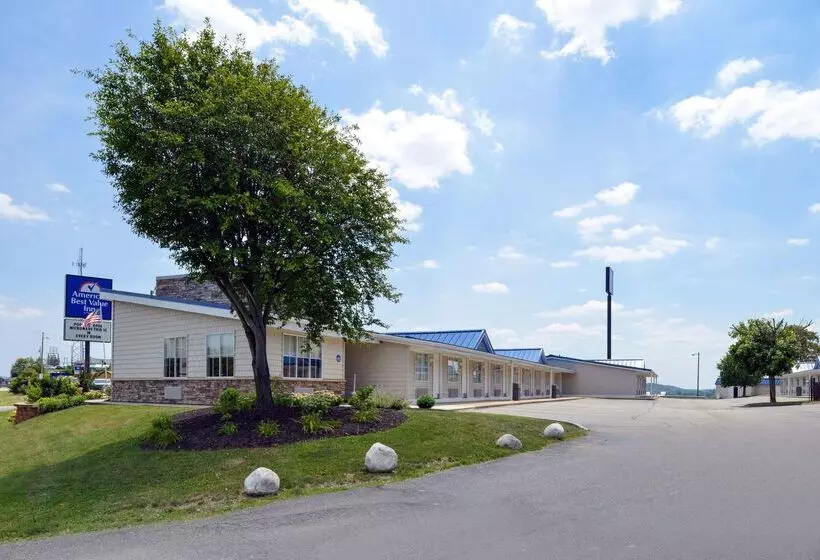 בית מלון כפרי Americas Best Value Inn Saint Clairsville/wheeling