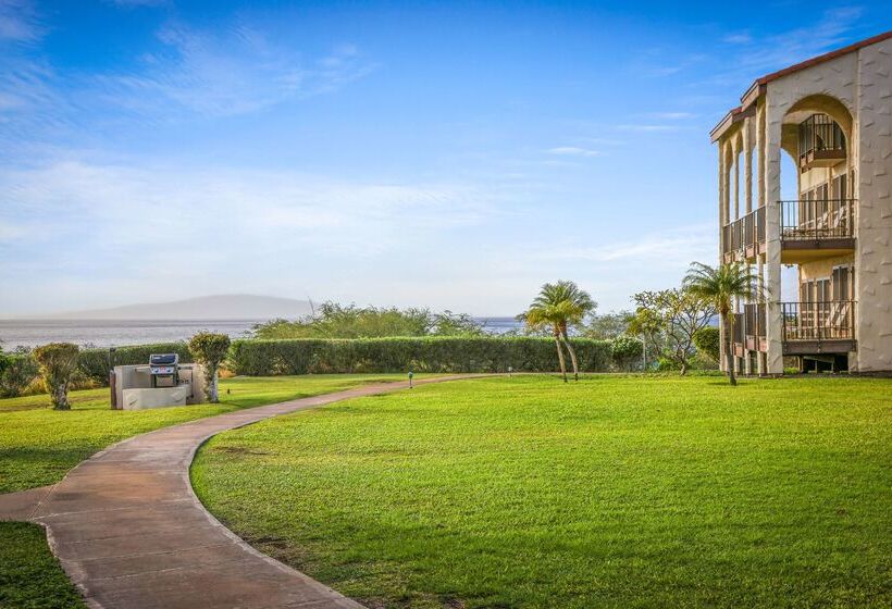 Hotel Aston Maui Hill