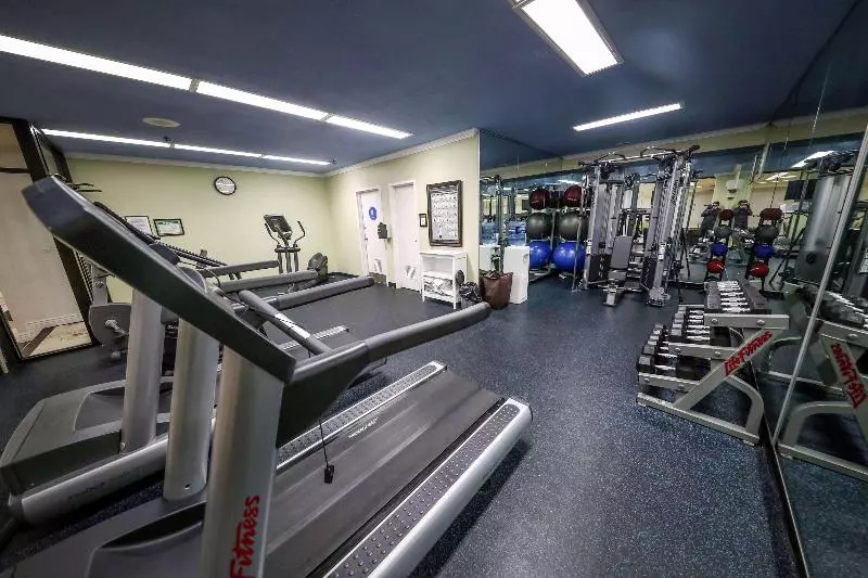 Bella Vista Hotel & Suites