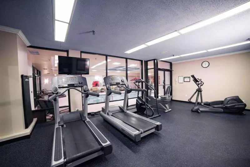 Bella Vista Hotel & Suites