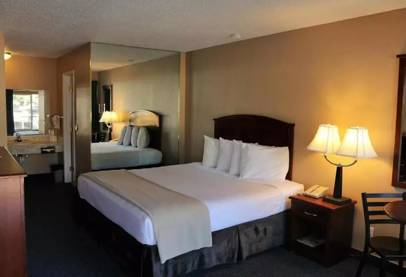 Hotelli Bluelake Inn @ Heavenly Village