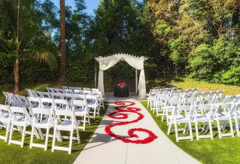 Отель Fullerton Marriott At California State University
