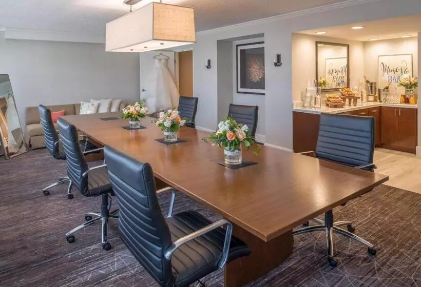 Отель Fullerton Marriott At California State University