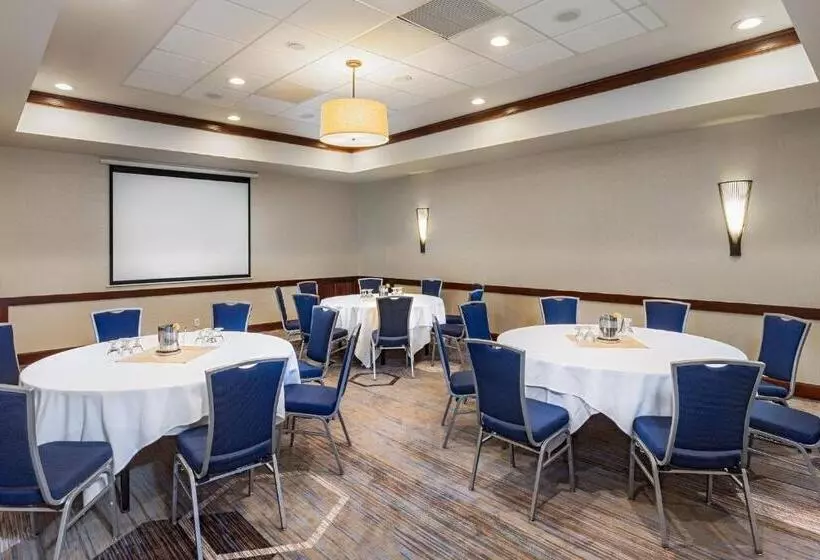 Отель Fullerton Marriott At California State University