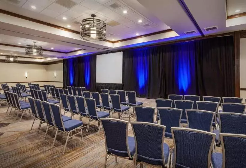 Отель Fullerton Marriott At California State University