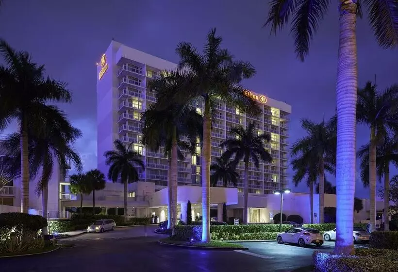 Отель Hilton Fort Lauderdale Marina