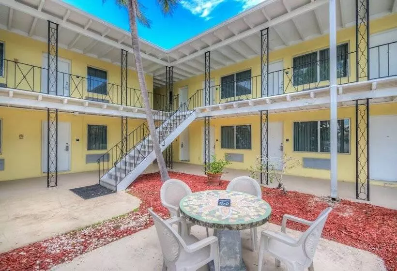 Отель Key Largo Inn
