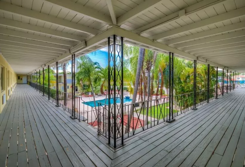 Отель Key Largo Inn