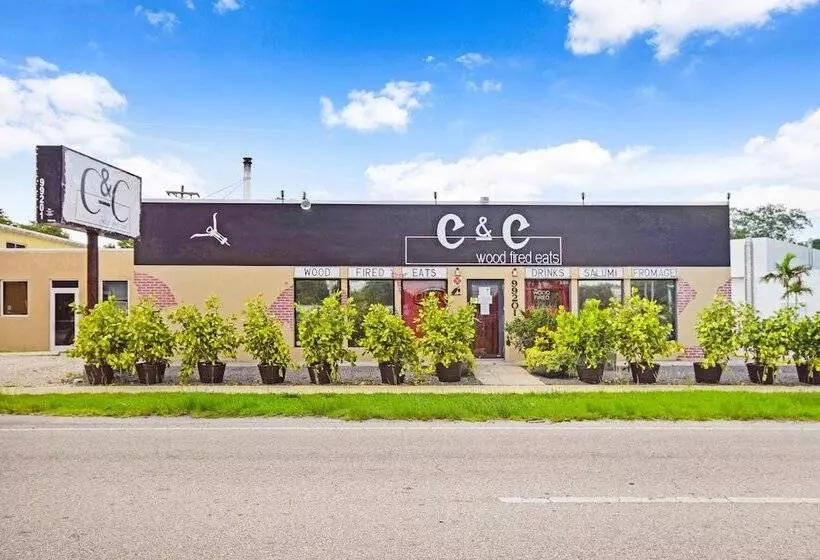 Отель Key Largo Inn