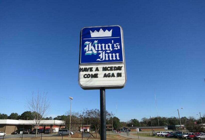 هتل Kings Inn Albany