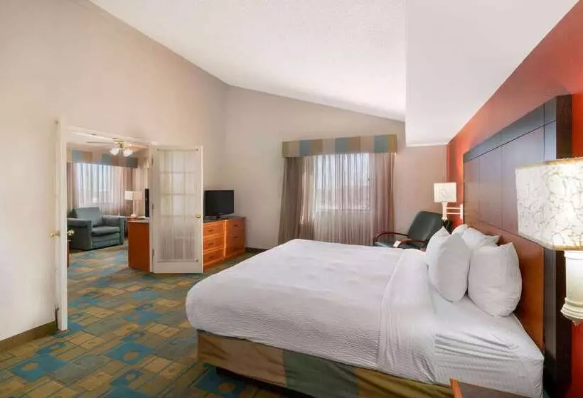 Szálloda La Quinta Inn By Wyndham Cheyenne