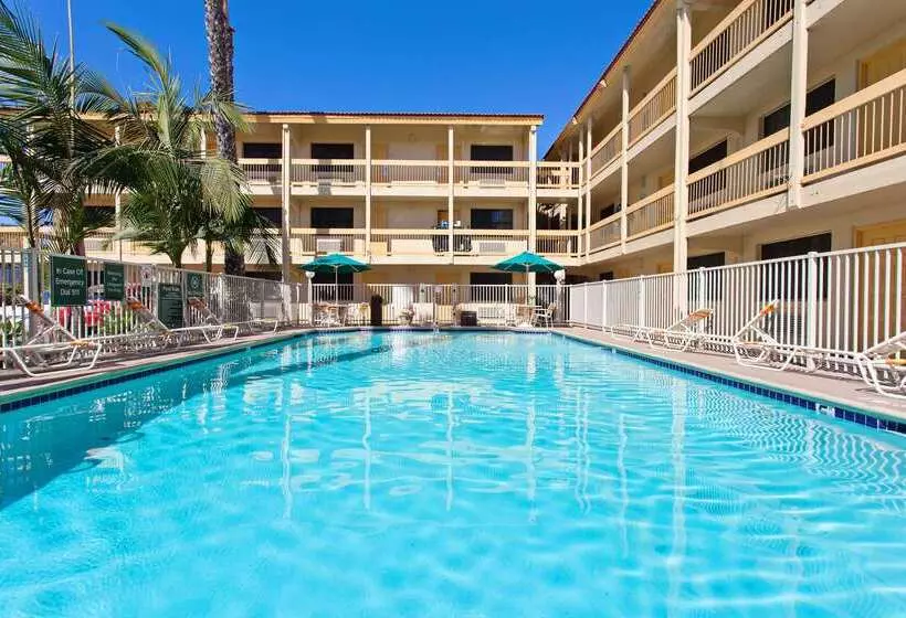 בית מלון כפרי La Quinta Inn By Wyndham Costa Mesa Orange County