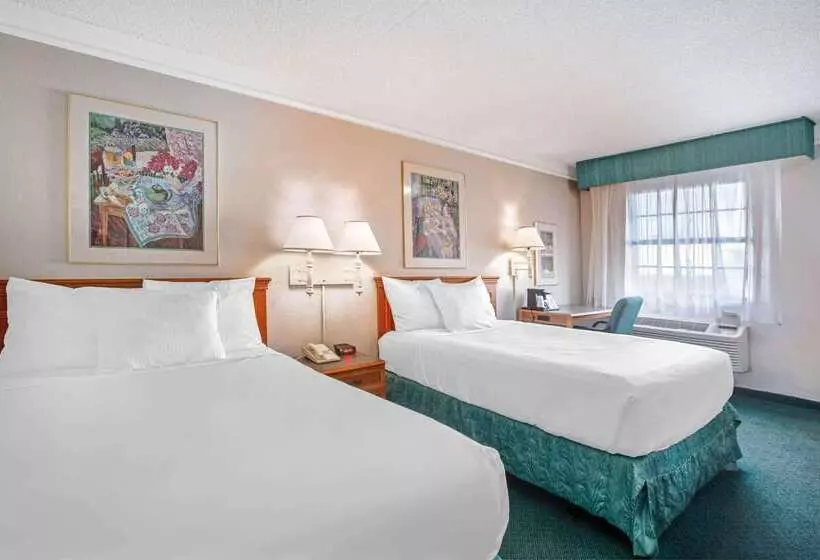 Otel La Quinta Inn By Wyndham Reno