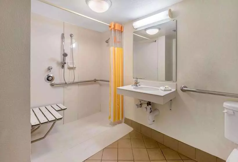 Otel La Quinta Inn By Wyndham San Antonio Market Square