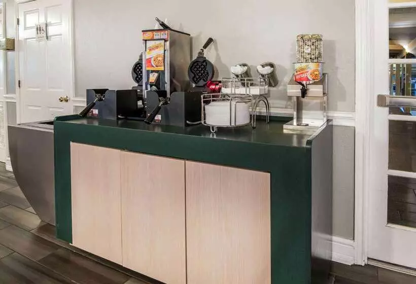 酒店 La Quinta Inn By Wyndham Ih 10 West San Antonio Tx