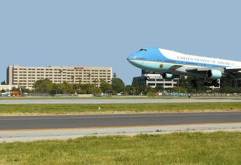 Otel Long Beach Marriott