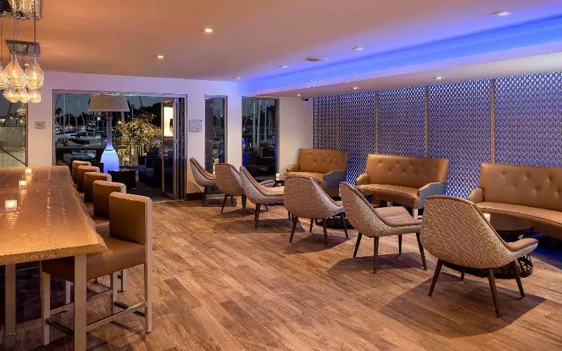 هتل Marina Del Rey