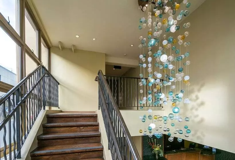 فندق Monterey Bay Inn